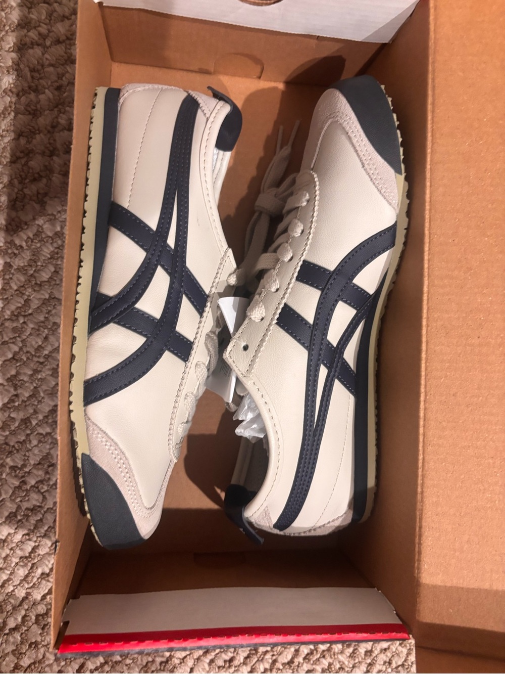 BRAND NEW Onitsuka Tiger Mexico 66 birch/peacoat